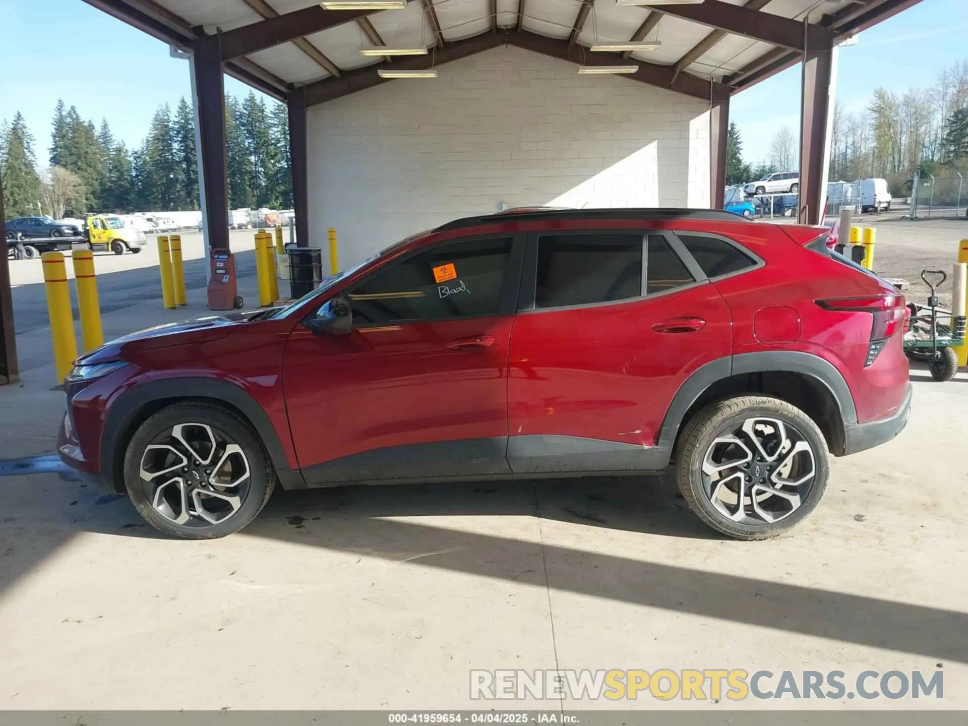 13 Фотография поврежденного автомобиля KL77LJE20RC231365 CHEVROLET TRAX 2024