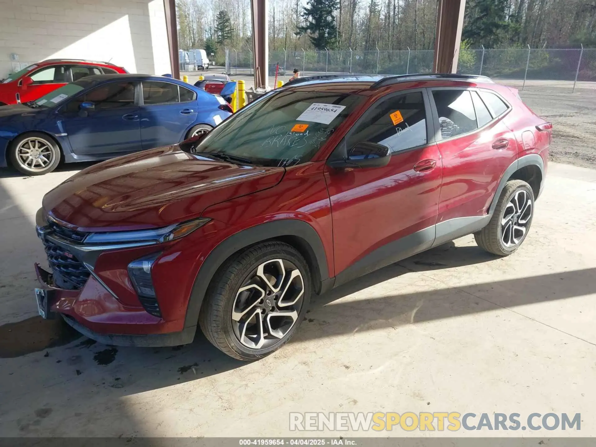 2 Фотография поврежденного автомобиля KL77LJE20RC231365 CHEVROLET TRAX 2024