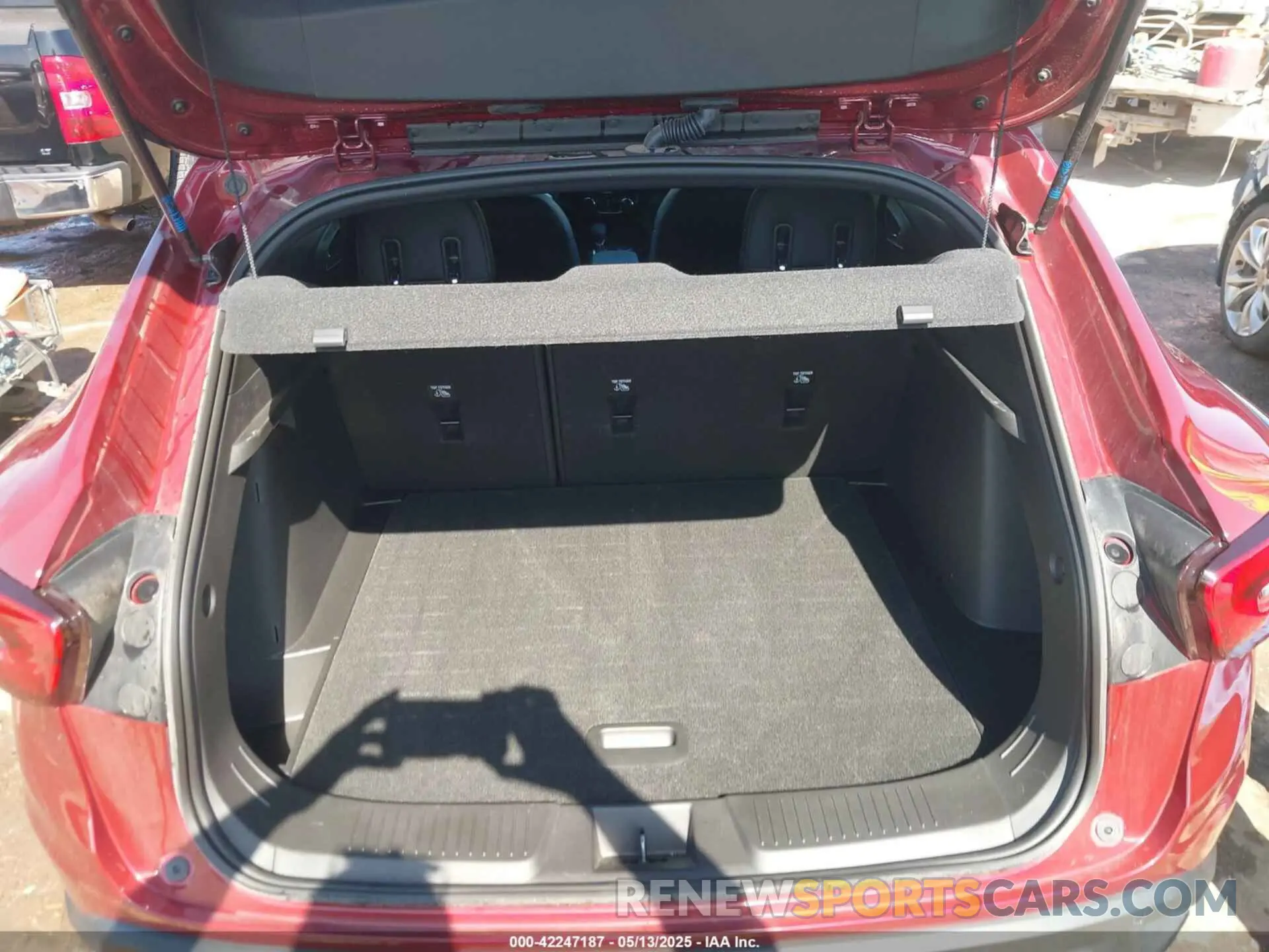 17 Фотография поврежденного автомобиля KL77LJE22RC165286 CHEVROLET TRAX 2024