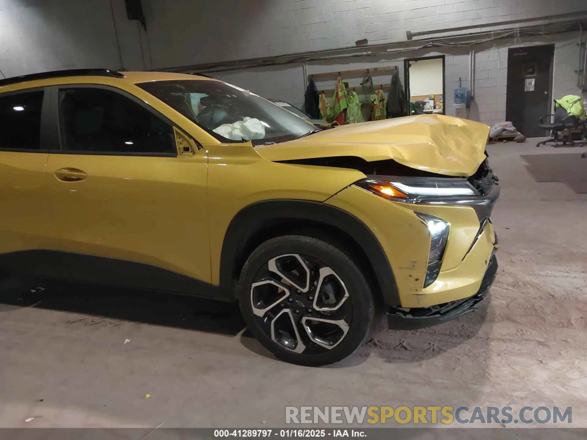 18 Photograph of a damaged car KL77LJE22RC168401 CHEVROLET TRAX 2024