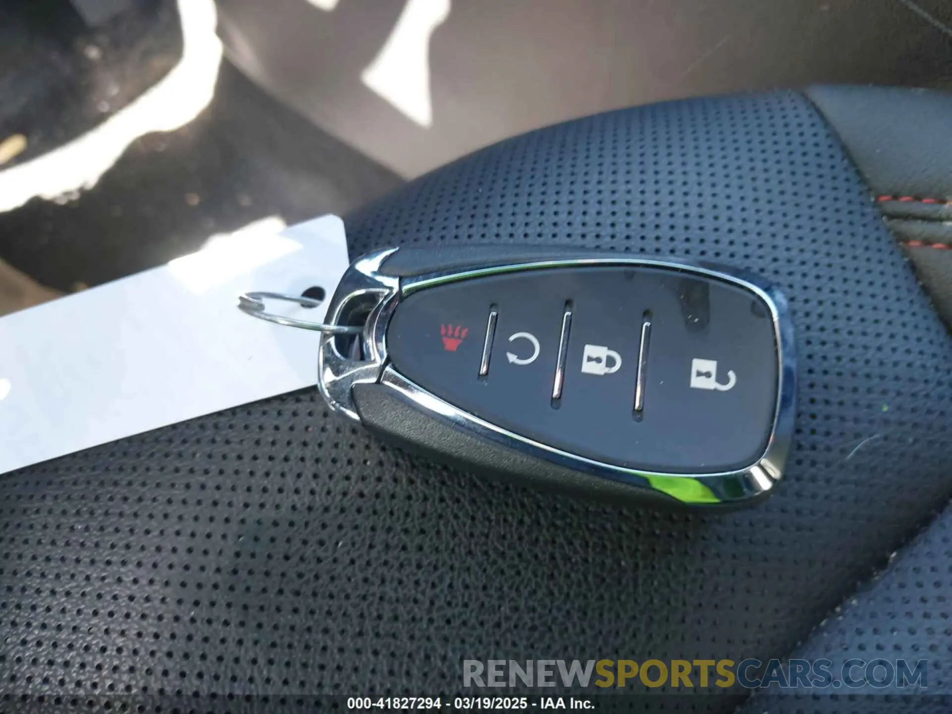 11 Фотография поврежденного автомобиля KL77LJE26RC049329 CHEVROLET TRAX 2024