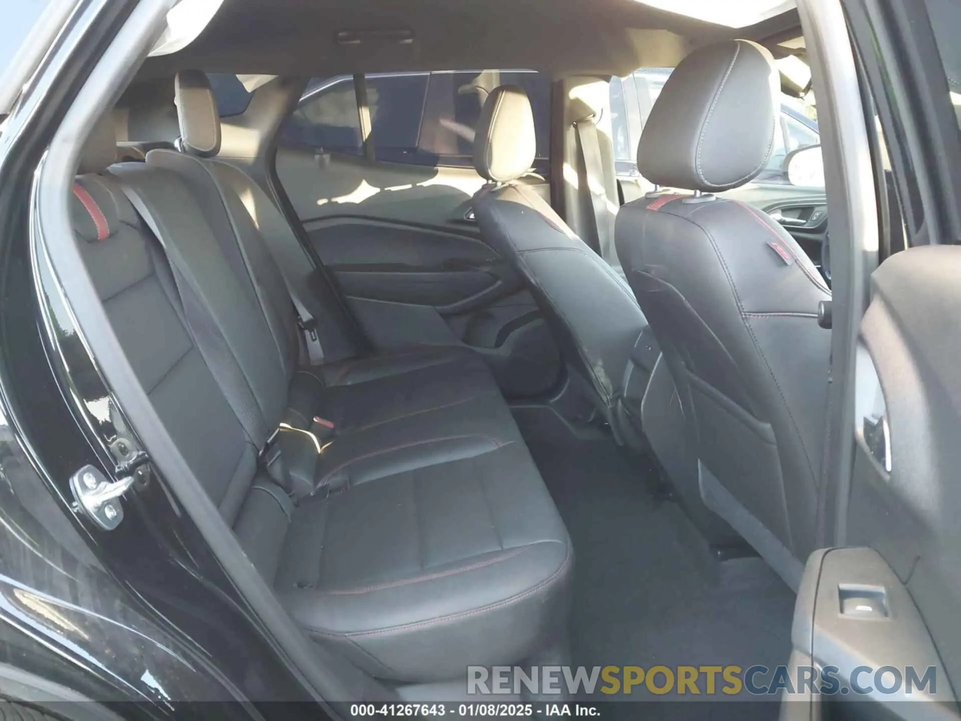 8 Photograph of a damaged car KL77LJE27RC180639 CHEVROLET TRAX 2024