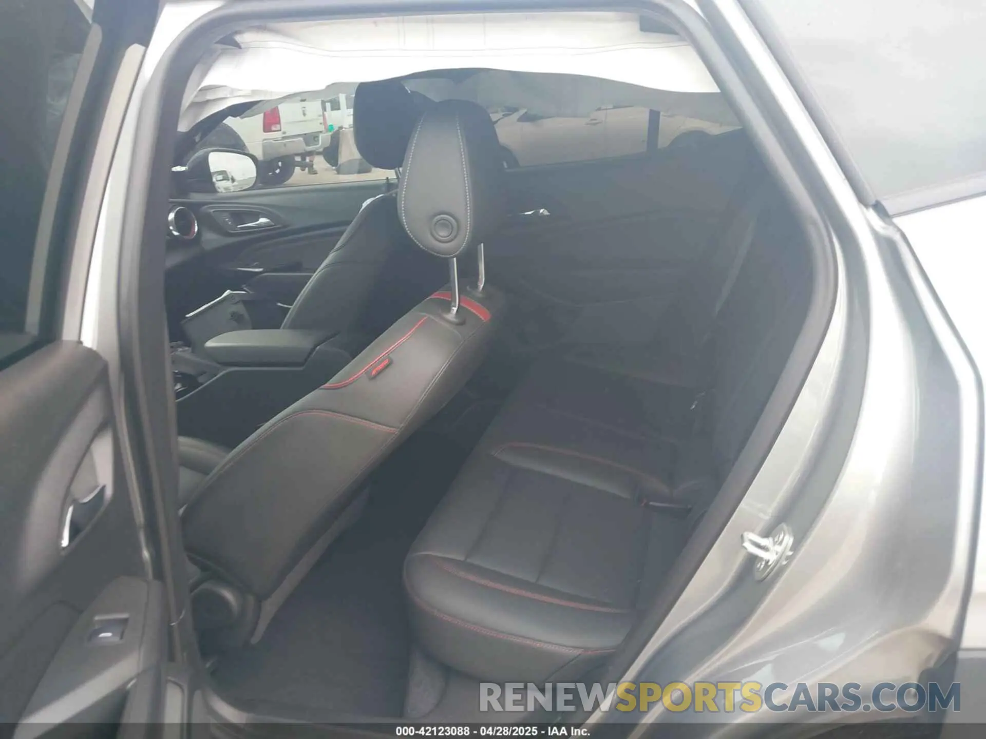 8 Photograph of a damaged car KL77LJE28RC013447 CHEVROLET TRAX 2024