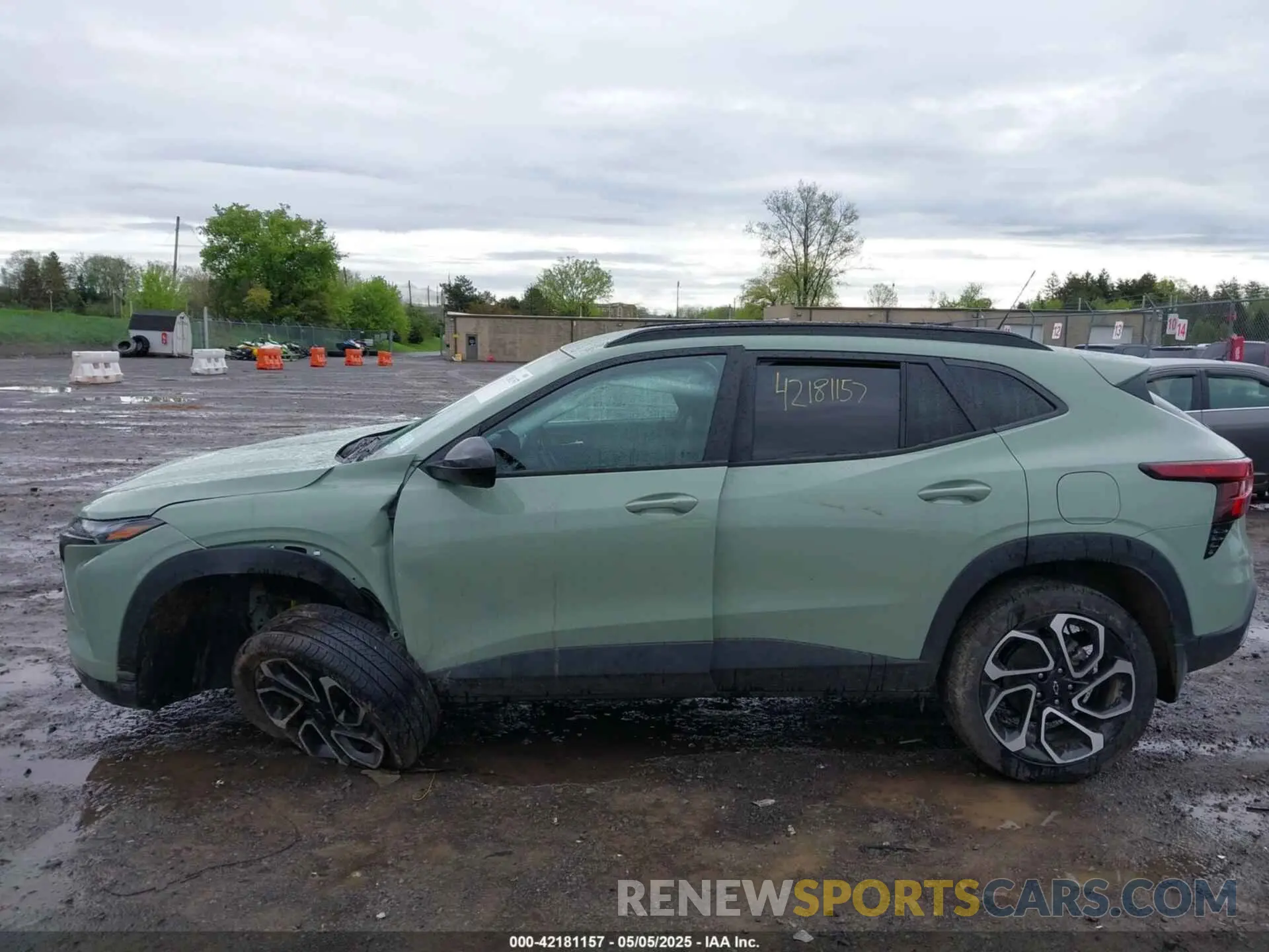 14 Photograph of a damaged car KL77LJE29RC144158 CHEVROLET TRAX 2024