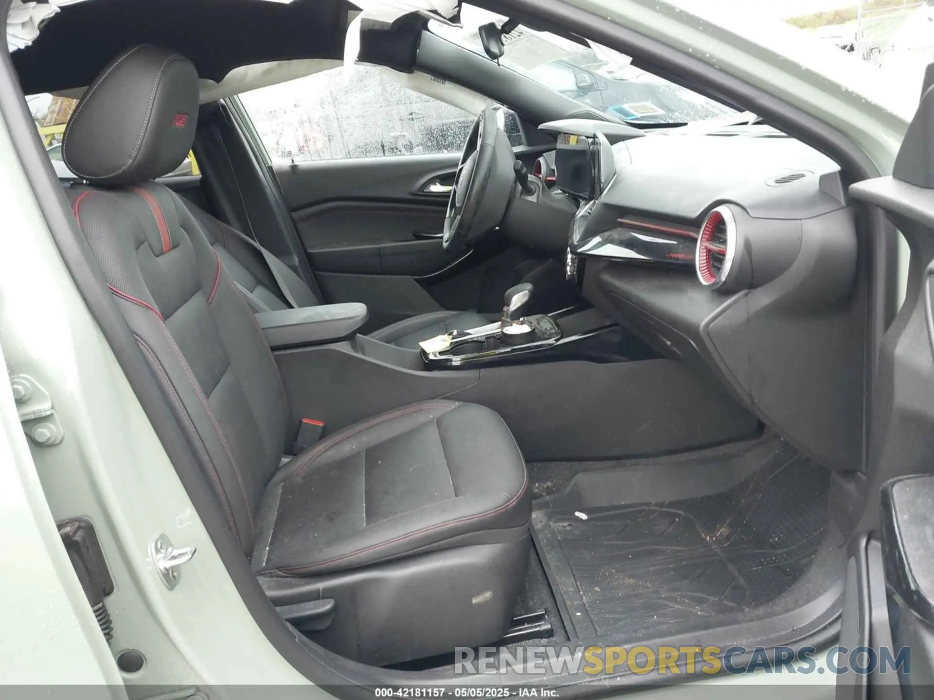 5 Photograph of a damaged car KL77LJE29RC144158 CHEVROLET TRAX 2024