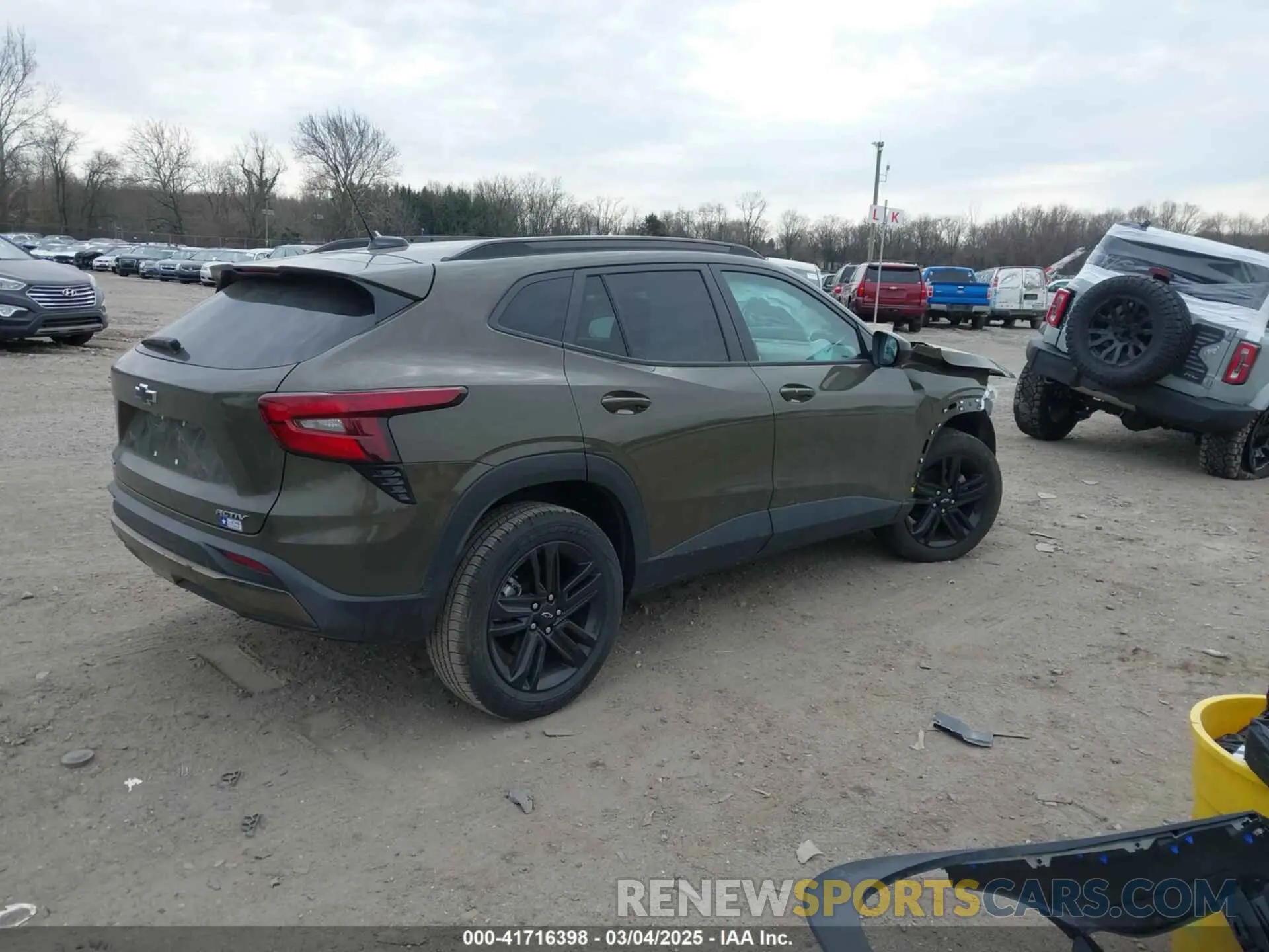 4 Фотография поврежденного автомобиля KL77LKE20RC022262 CHEVROLET TRAX 2024