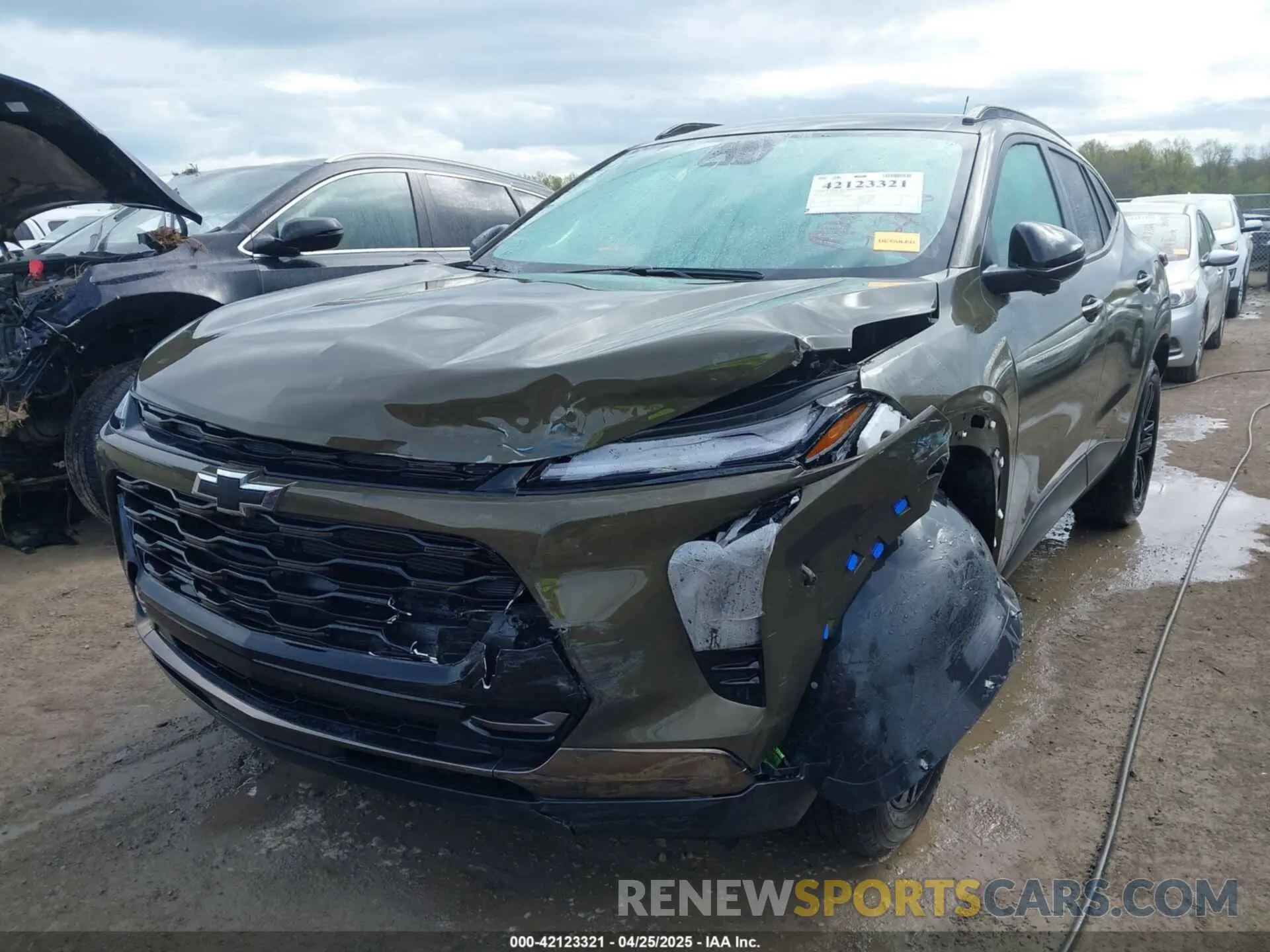 2 Photograph of a damaged car KL77LKE21RC096810 CHEVROLET TRAX 2024