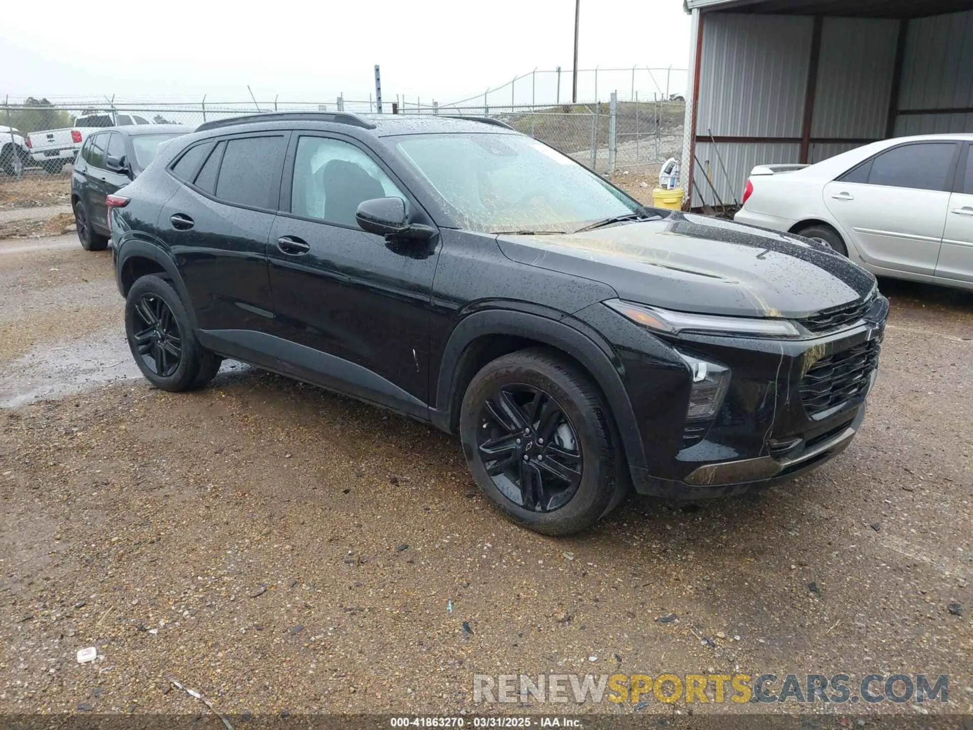 1 Фотография поврежденного автомобиля KL77LKE21RC107742 CHEVROLET TRAX 2024