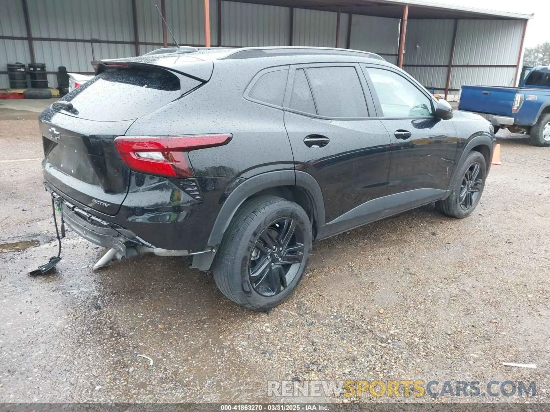 4 Фотография поврежденного автомобиля KL77LKE21RC107742 CHEVROLET TRAX 2024