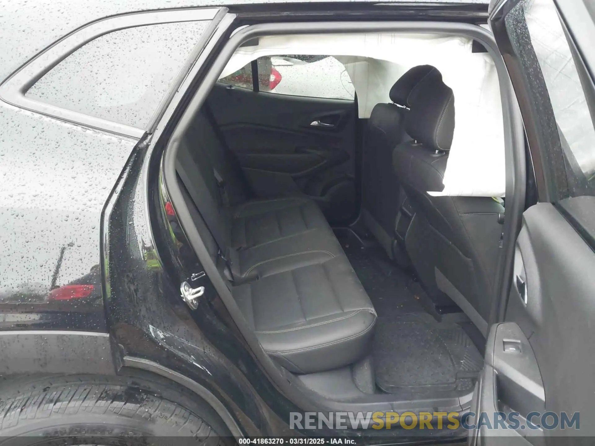 8 Фотография поврежденного автомобиля KL77LKE21RC107742 CHEVROLET TRAX 2024