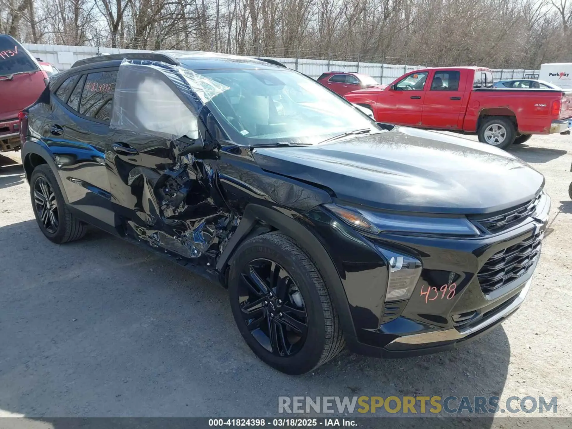 1 Фотография поврежденного автомобиля KL77LKE22RC106616 CHEVROLET TRAX 2024