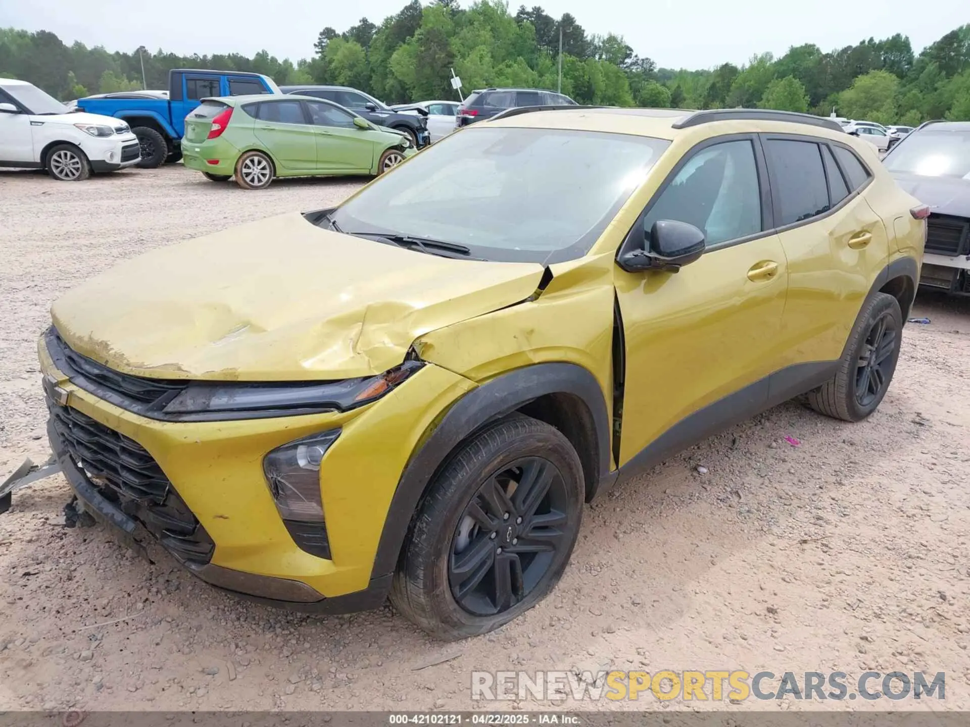 2 Фотография поврежденного автомобиля KL77LKE22RC192073 CHEVROLET TRAX 2024