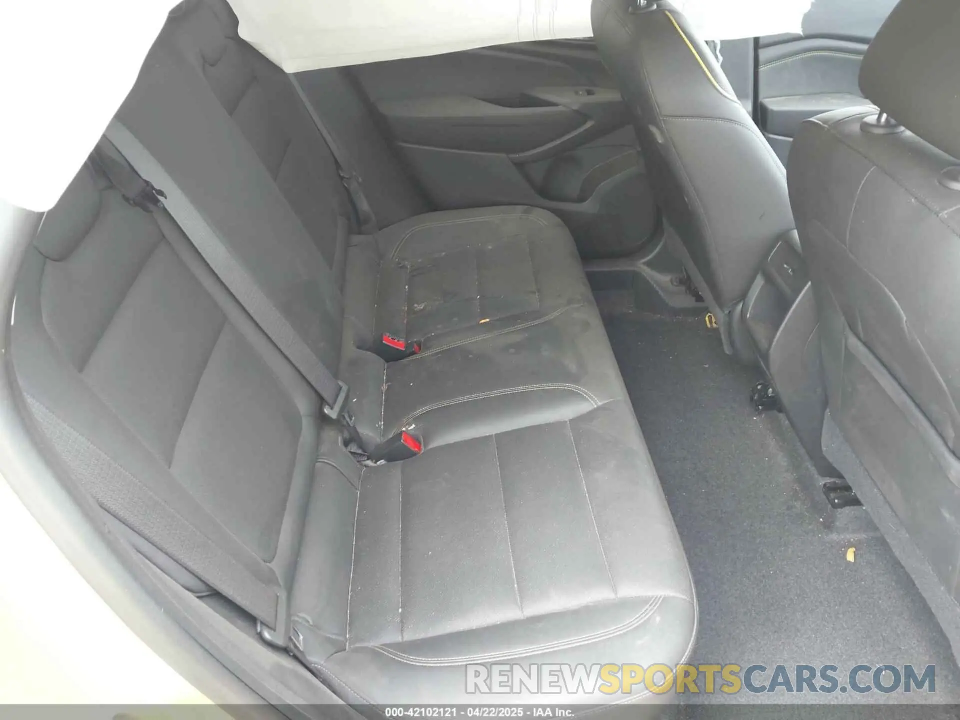 8 Фотография поврежденного автомобиля KL77LKE22RC192073 CHEVROLET TRAX 2024