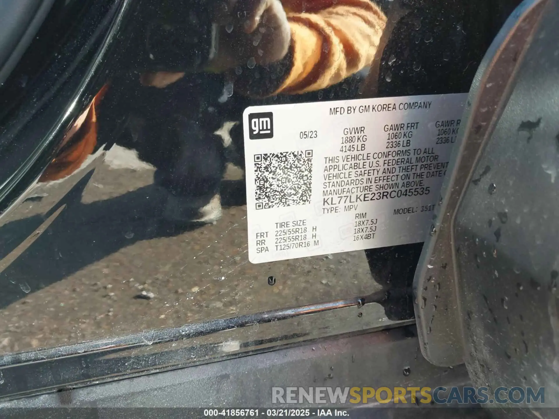 9 Photograph of a damaged car KL77LKE23RC045535 CHEVROLET TRAX 2024
