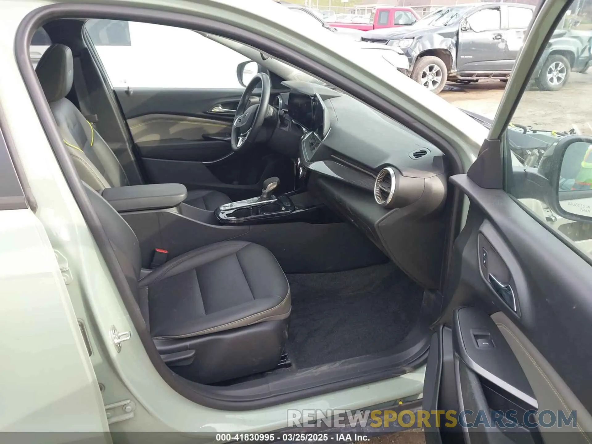 5 Фотография поврежденного автомобиля KL77LKE23RC199033 CHEVROLET TRAX 2024