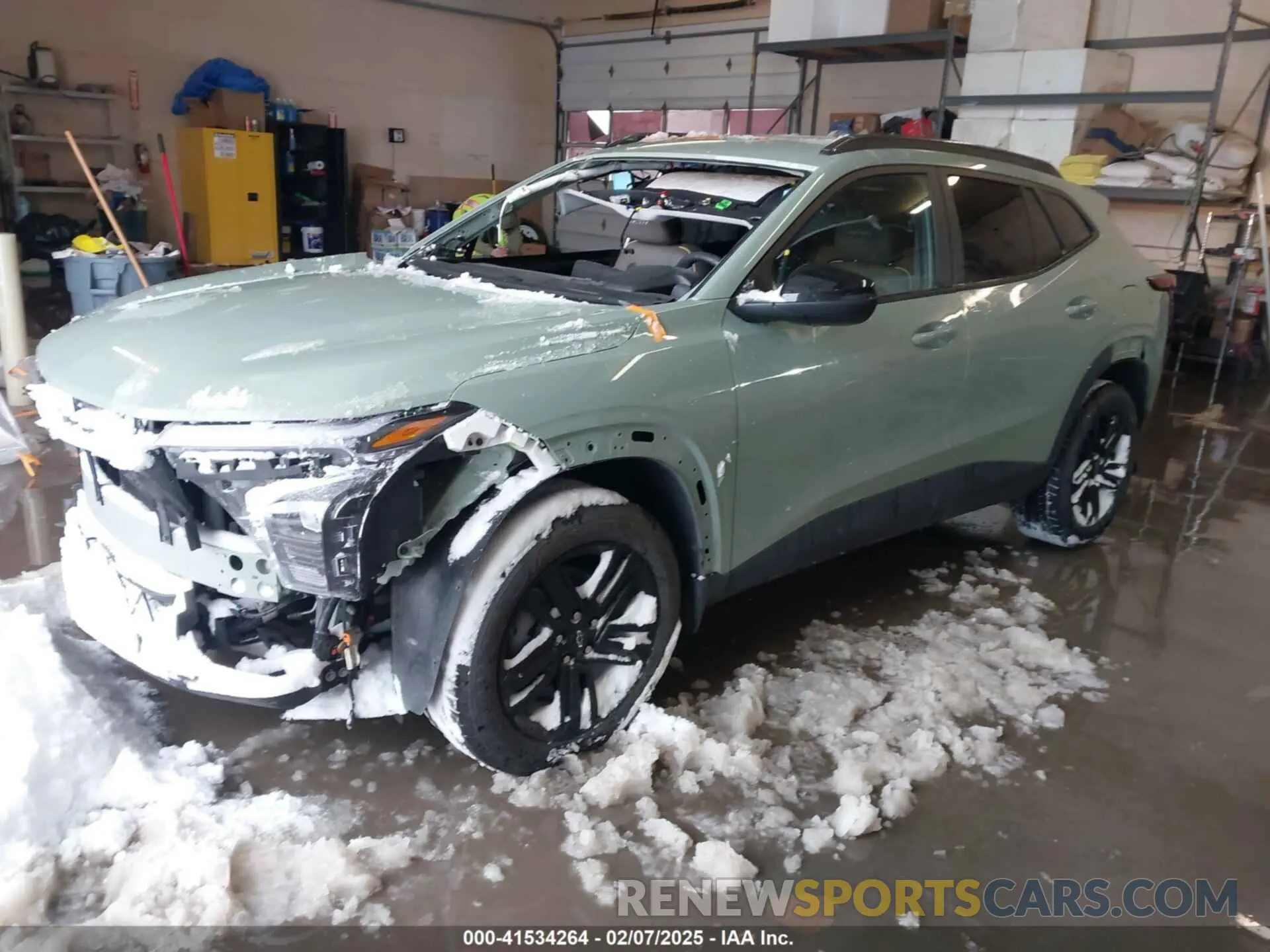 2 Photograph of a damaged car KL77LKE24RC110280 CHEVROLET TRAX 2024