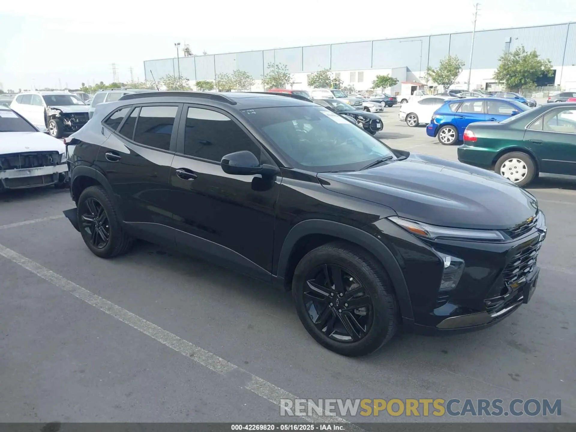 1 Photograph of a damaged car KL77LKE25RC201879 CHEVROLET TRAX 2024