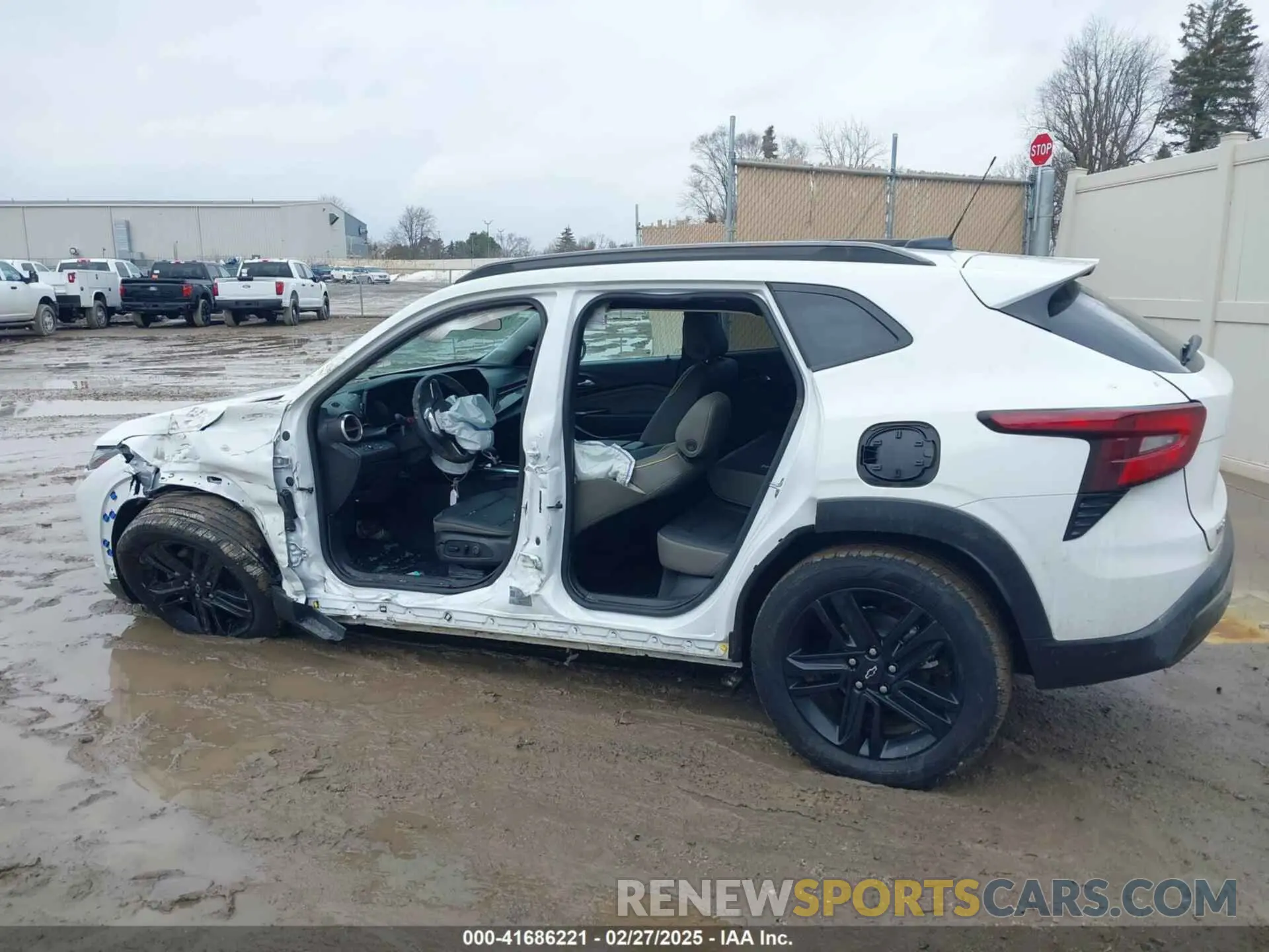 12 Photograph of a damaged car KL77LKE26RC177687 CHEVROLET TRAX 2024