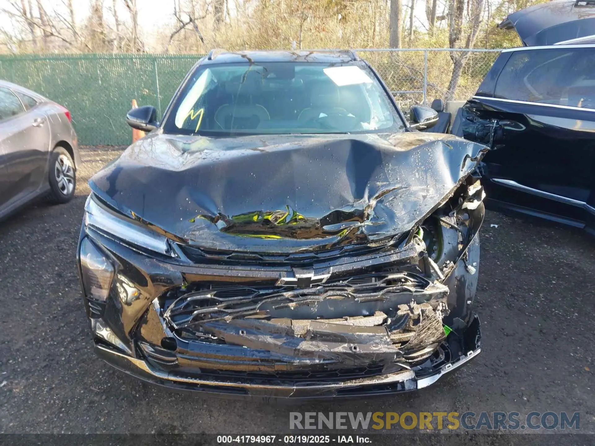 12 Фотография поврежденного автомобиля KL77LKE27RC127493 CHEVROLET TRAX 2024
