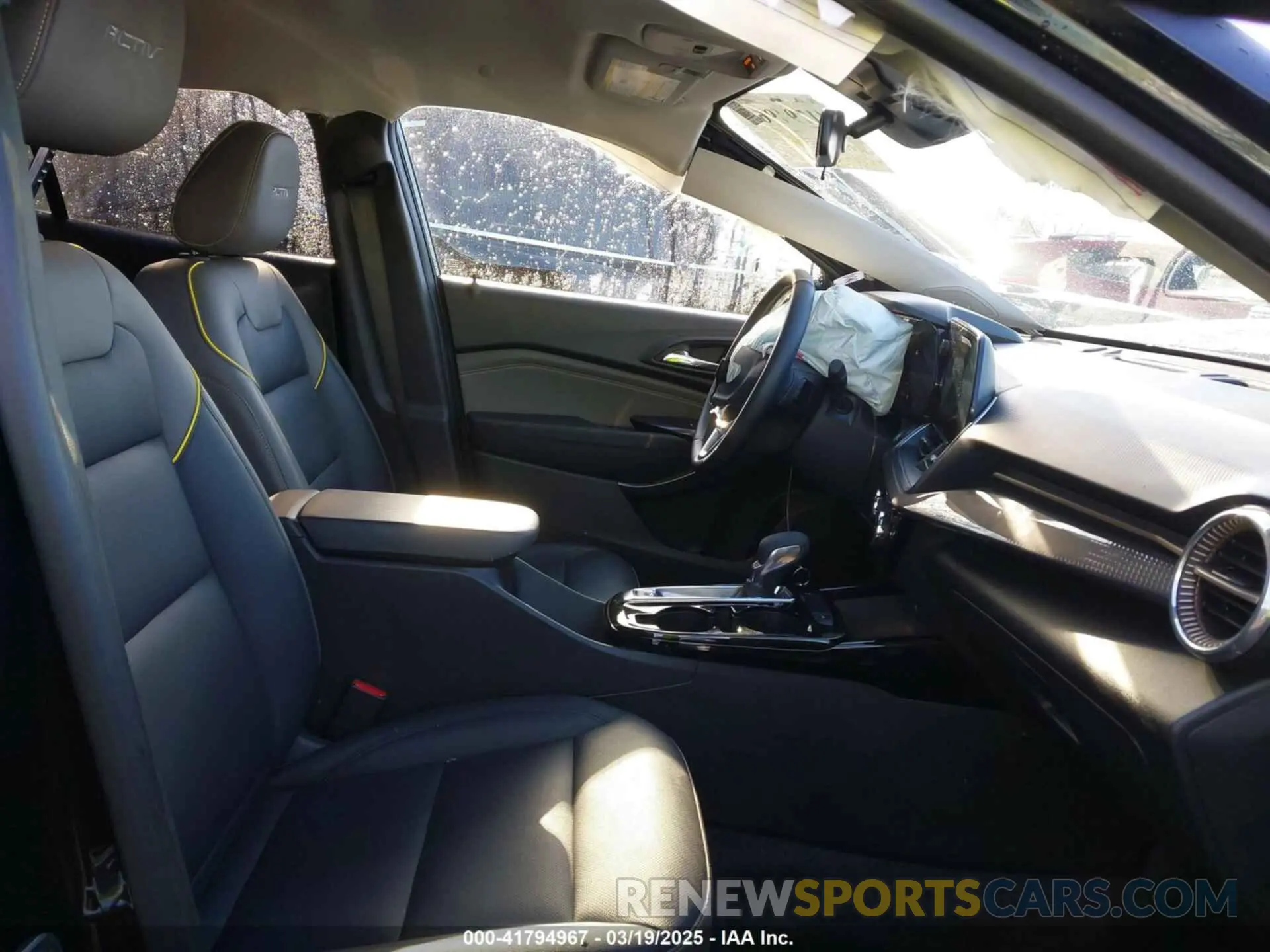5 Фотография поврежденного автомобиля KL77LKE27RC127493 CHEVROLET TRAX 2024