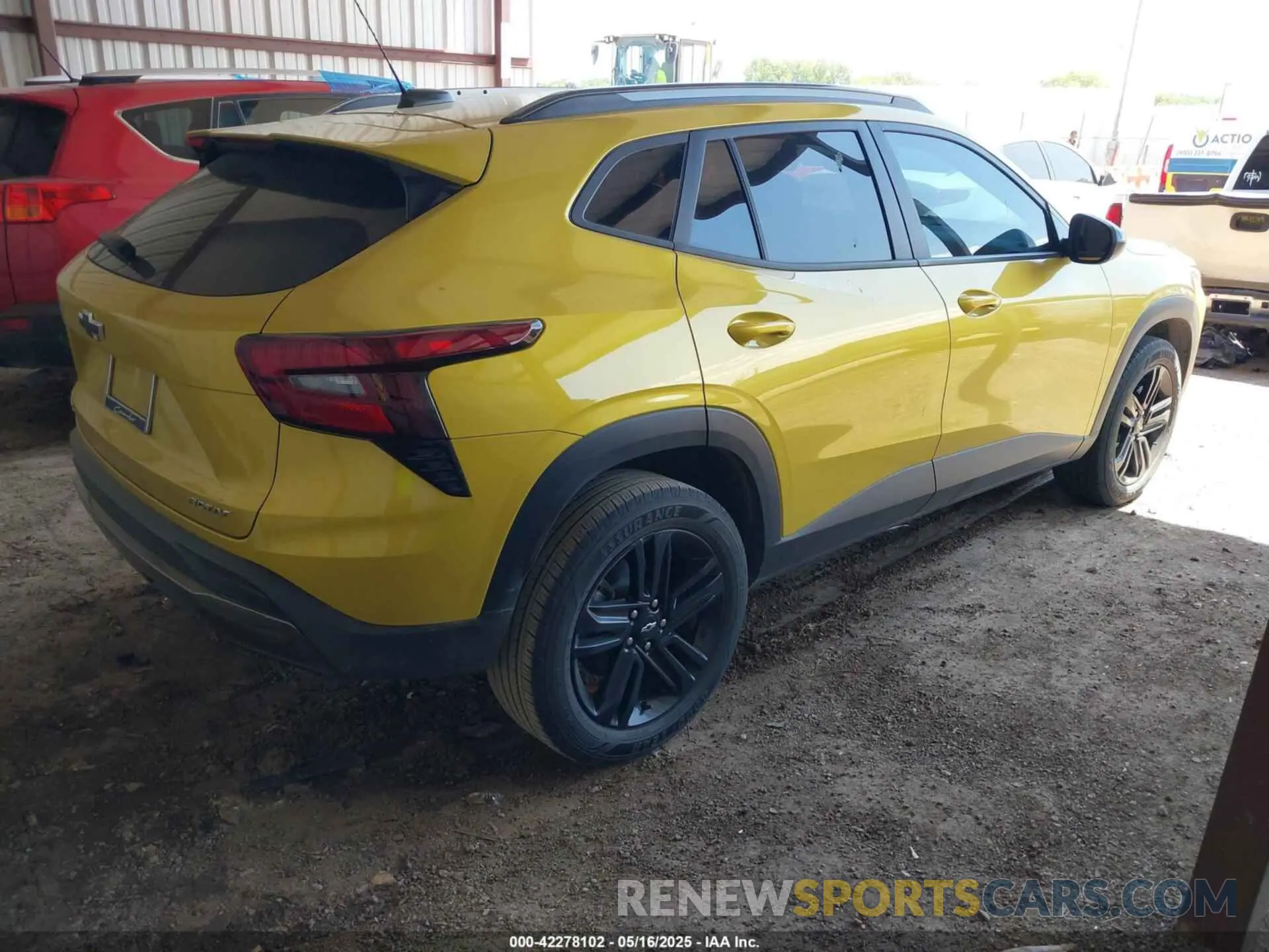 4 Фотография поврежденного автомобиля KL77LKE28RC015866 CHEVROLET TRAX 2024