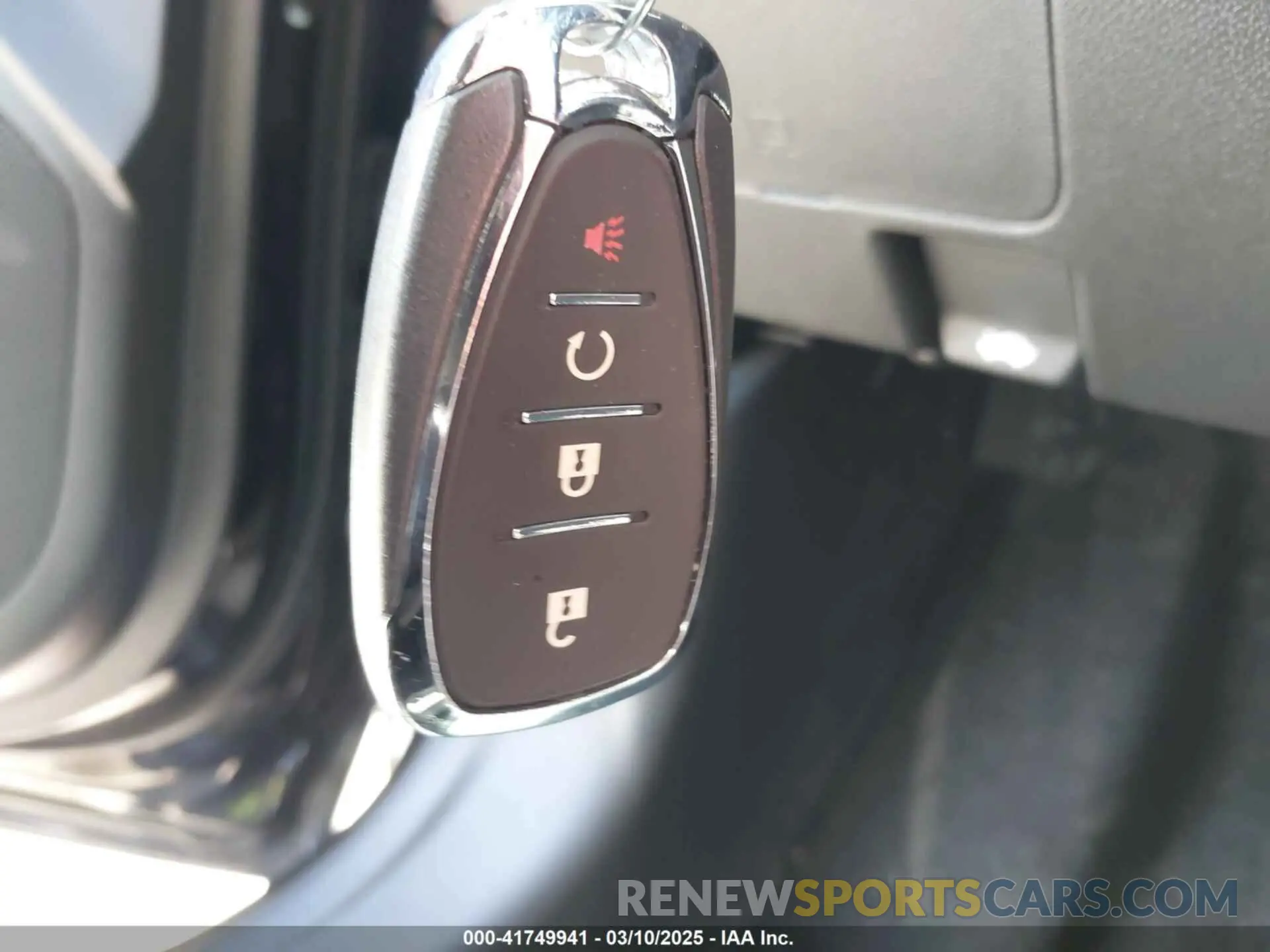 11 Фотография поврежденного автомобиля KL77LKE28RC076537 CHEVROLET TRAX 2024
