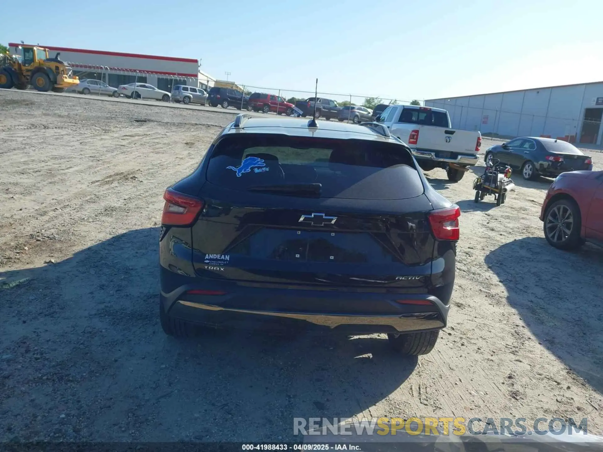 17 Фотография поврежденного автомобиля KL77LKE29RC100781 CHEVROLET TRAX 2024