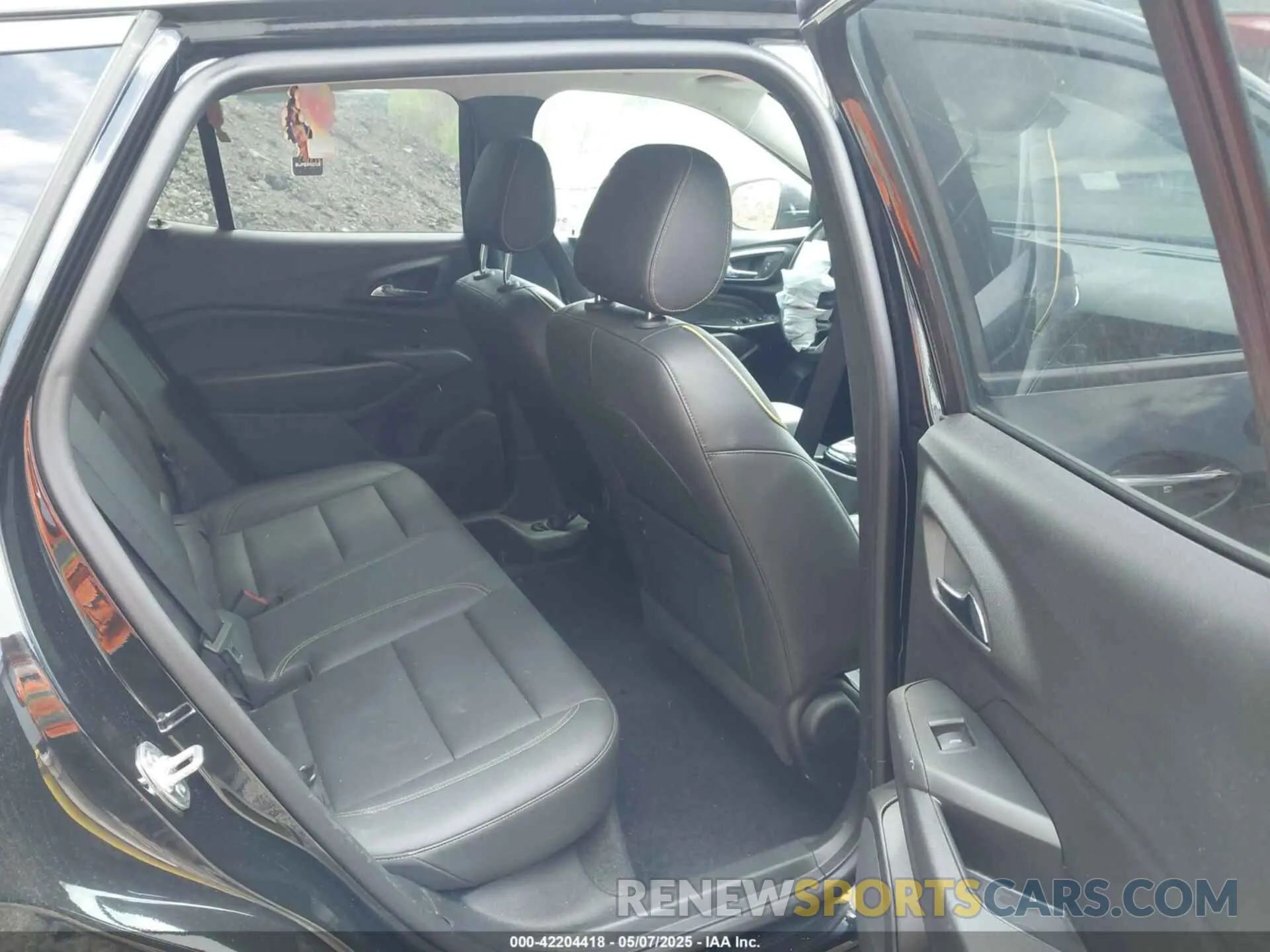 8 Фотография поврежденного автомобиля KL77LKE29RC112025 CHEVROLET TRAX 2024