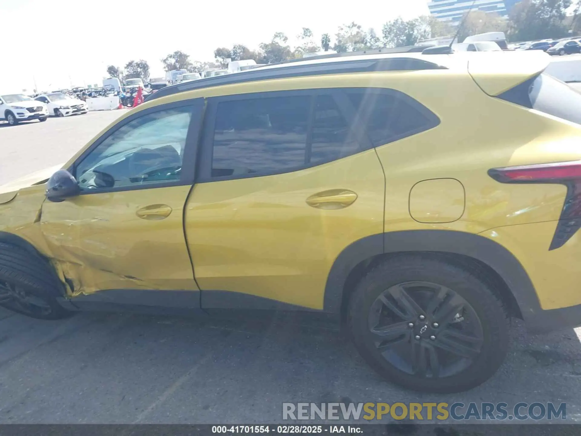 14 Фотография поврежденного автомобиля KL77LKE2XRC227913 CHEVROLET TRAX 2024