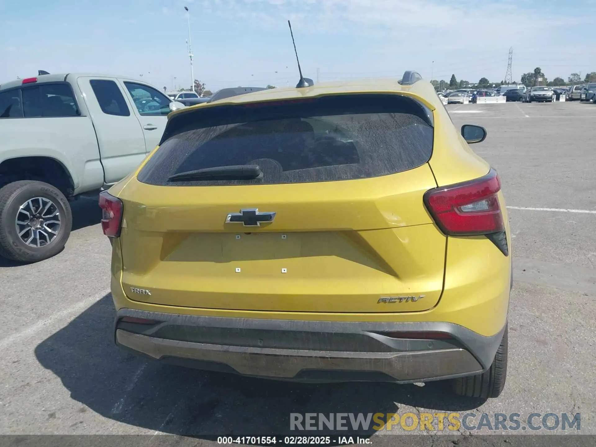 16 Фотография поврежденного автомобиля KL77LKE2XRC227913 CHEVROLET TRAX 2024
