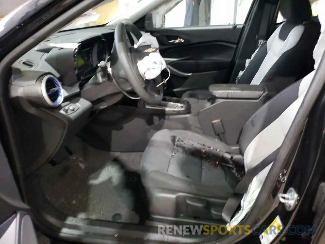 7 Фотография поврежденного автомобиля KL77LFEP0SC094524 CHEVROLET TRAX 2025
