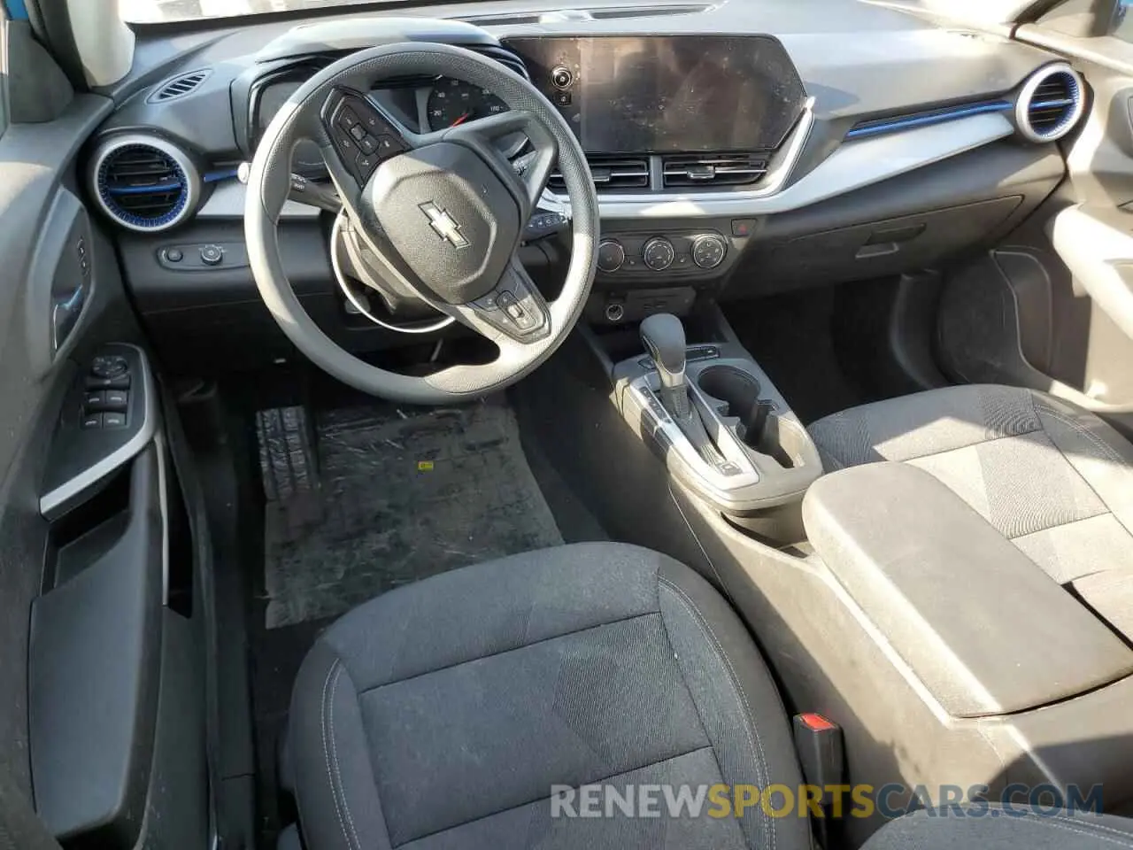 8 Photograph of a damaged car KL77LFEP0SC164748 CHEVROLET TRAX 2025