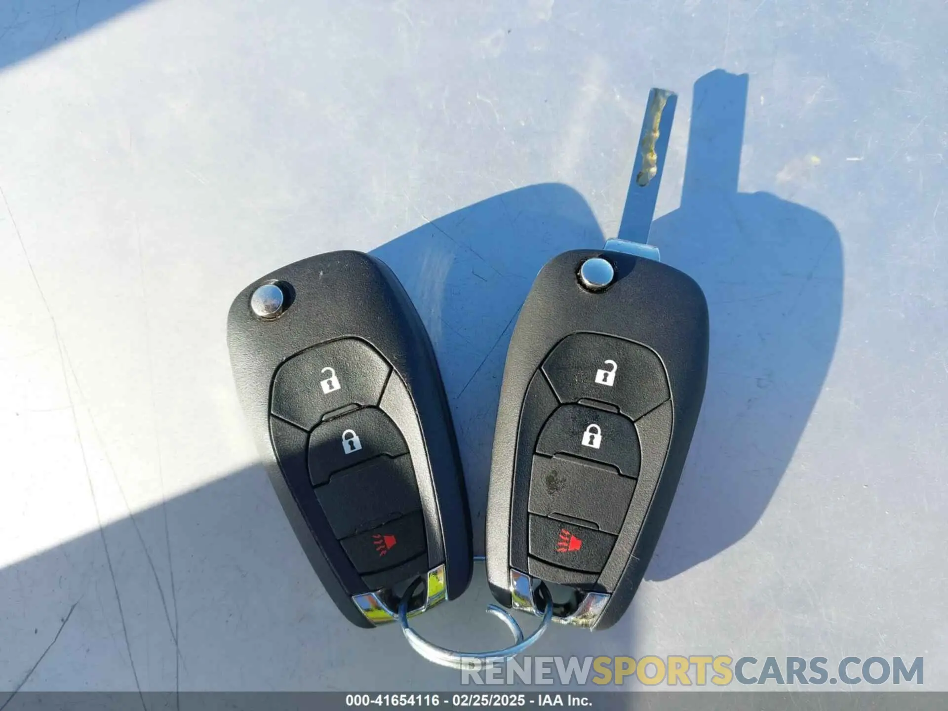 11 Фотография поврежденного автомобиля KL77LFEP1SC004863 CHEVROLET TRAX 2025