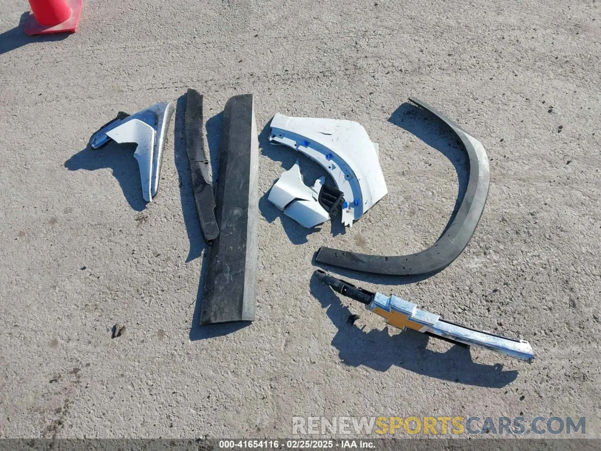 12 Фотография поврежденного автомобиля KL77LFEP1SC004863 CHEVROLET TRAX 2025