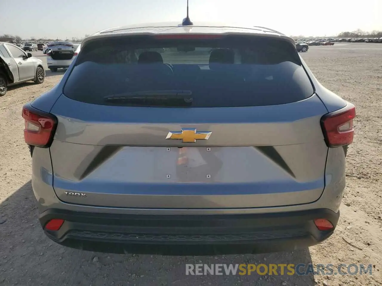 6 Фотография поврежденного автомобиля KL77LFEP1SC103733 CHEVROLET TRAX 2025