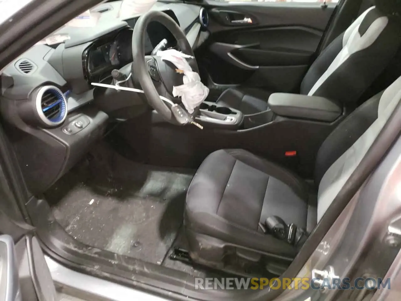 7 Фотография поврежденного автомобиля KL77LFEP2SC010624 CHEVROLET TRAX 2025