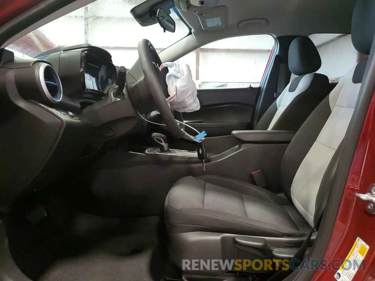 7 Photograph of a damaged car KL77LFEP2SC071214 CHEVROLET TRAX 2025