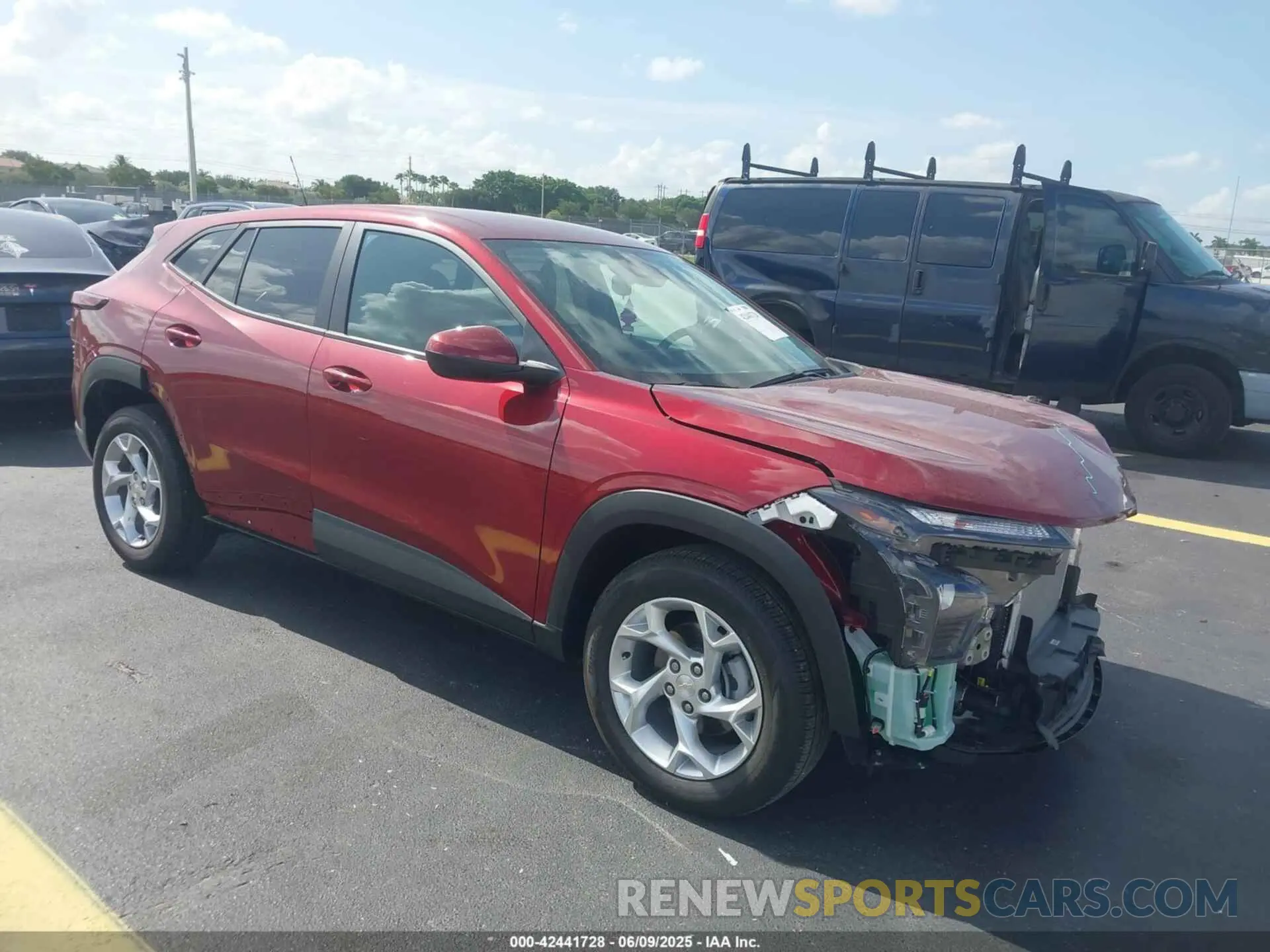 1 Фотография поврежденного автомобиля KL77LFEP5SC042399 CHEVROLET TRAX 2025