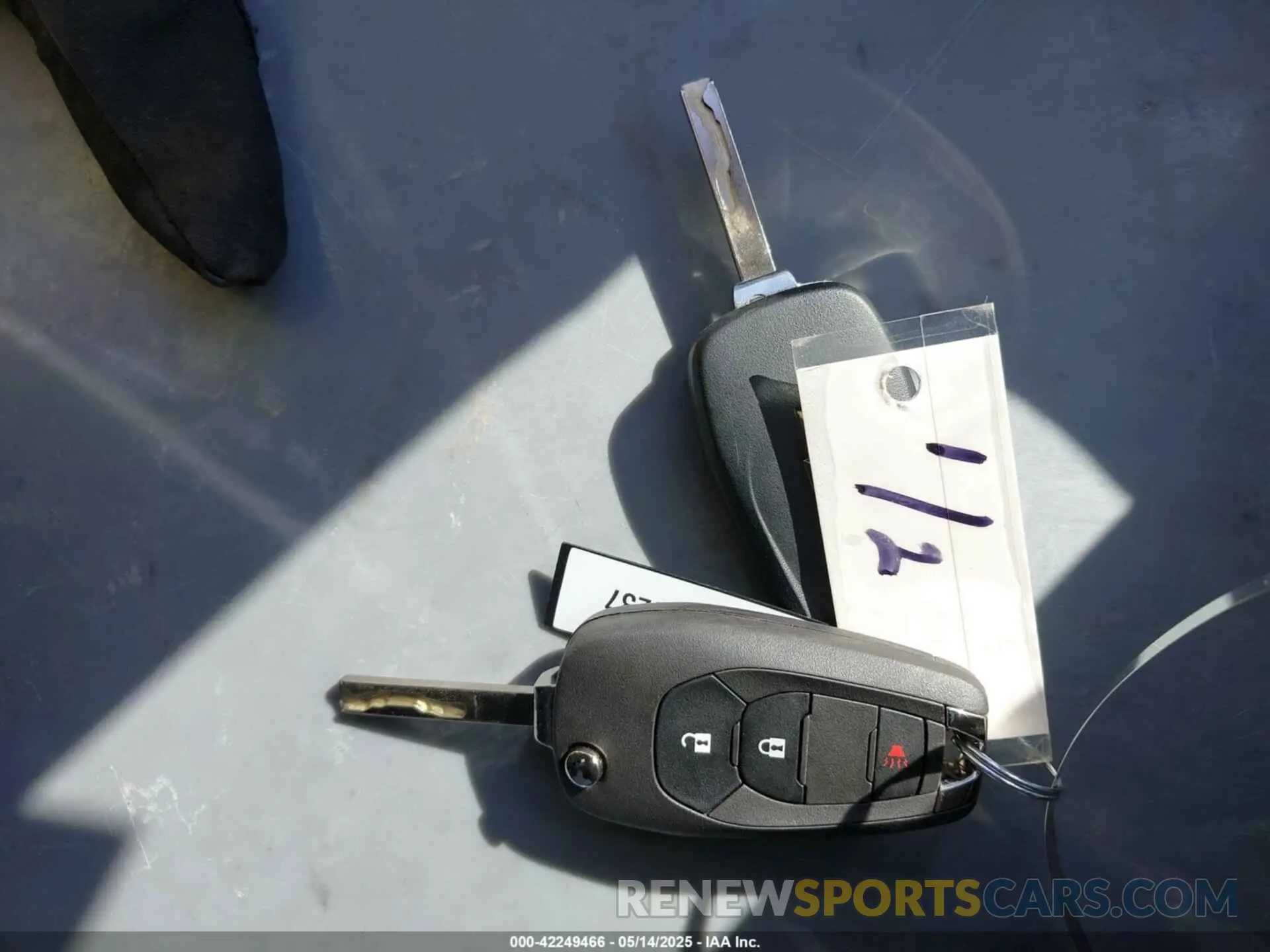 11 Фотография поврежденного автомобиля KL77LFEP5SC211272 CHEVROLET TRAX 2025