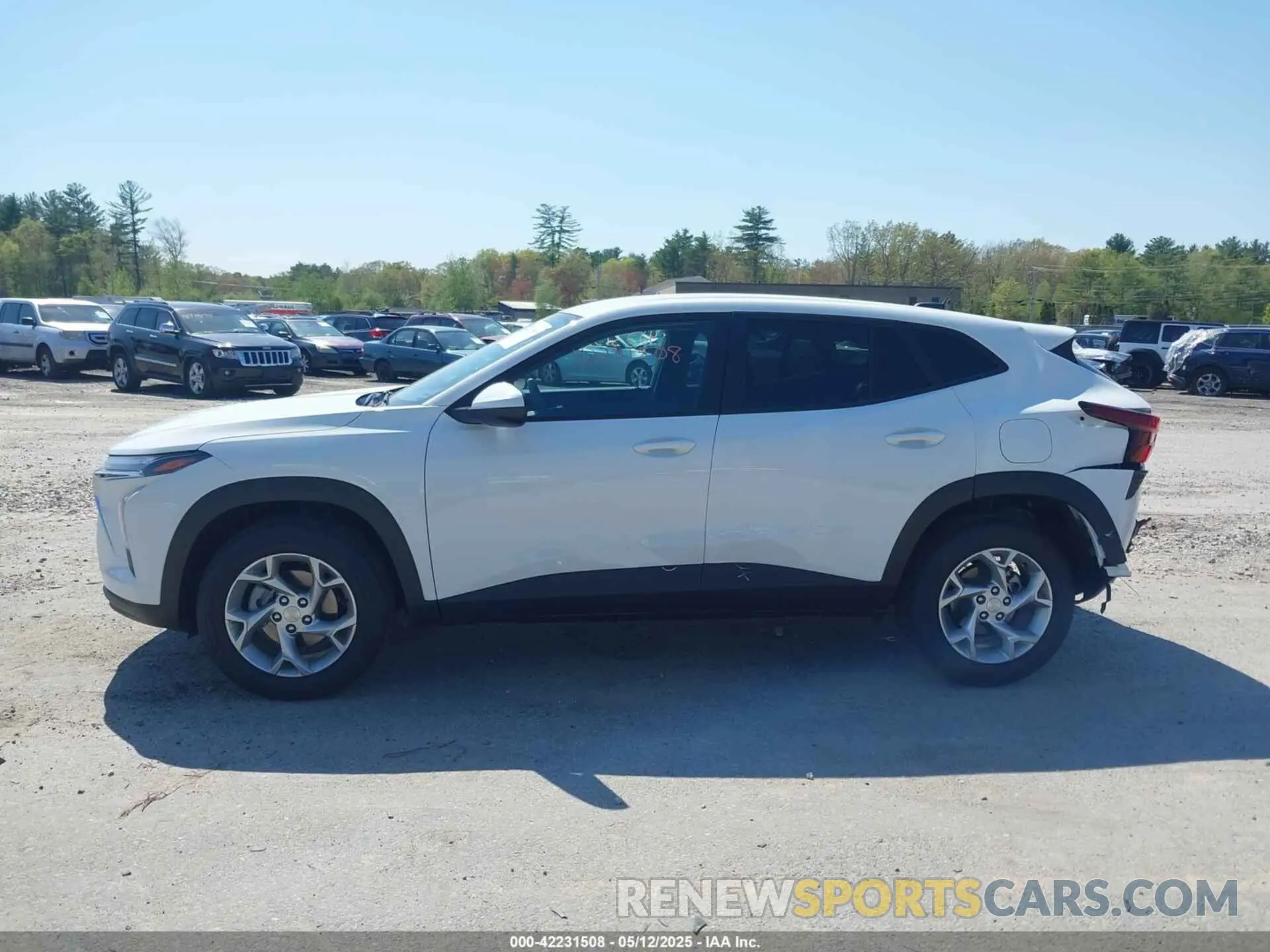 14 Photograph of a damaged car KL77LFEP5SC237595 CHEVROLET TRAX 2025