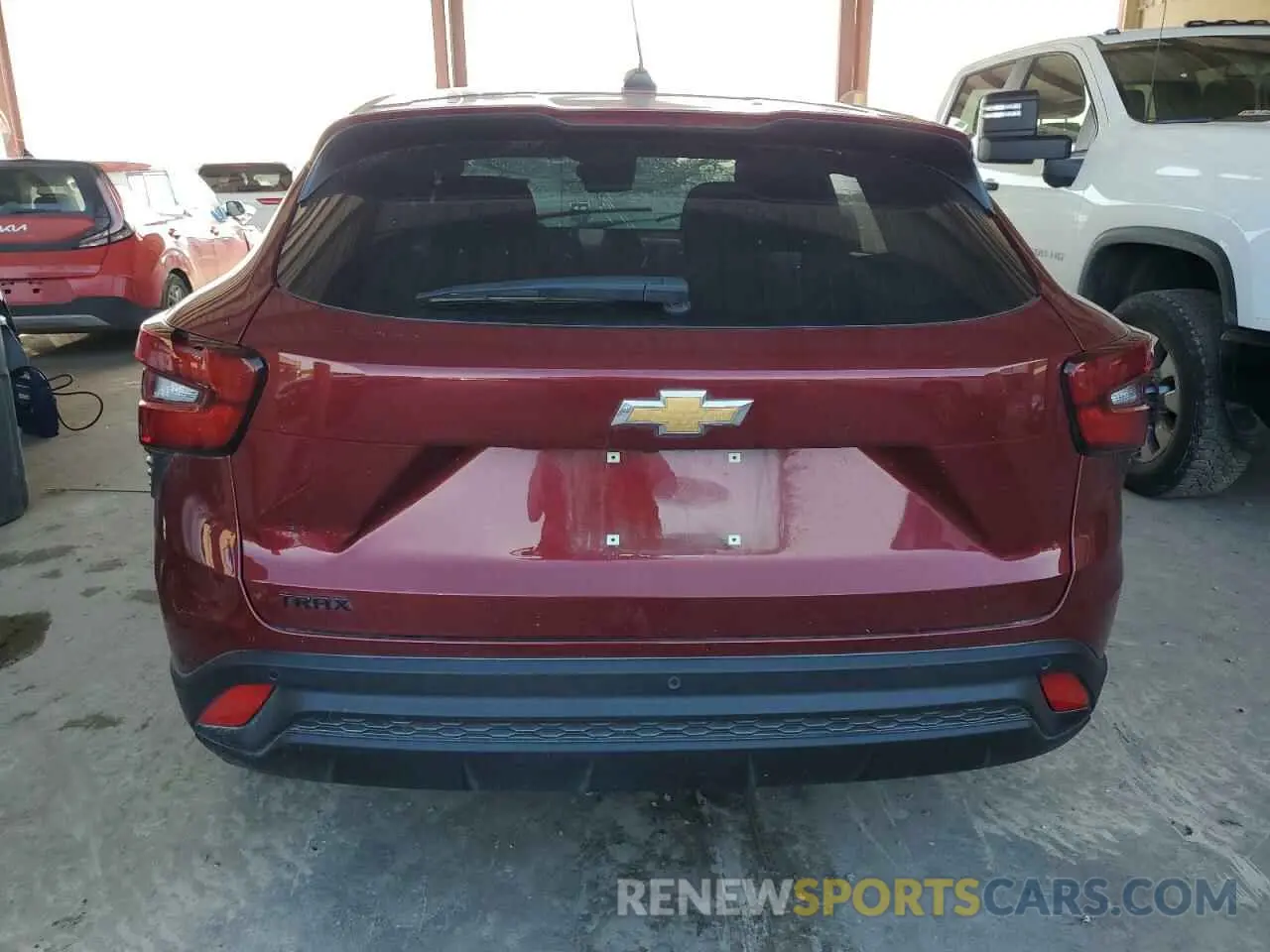 6 Фотография поврежденного автомобиля KL77LFEP7SC035888 CHEVROLET TRAX 2025