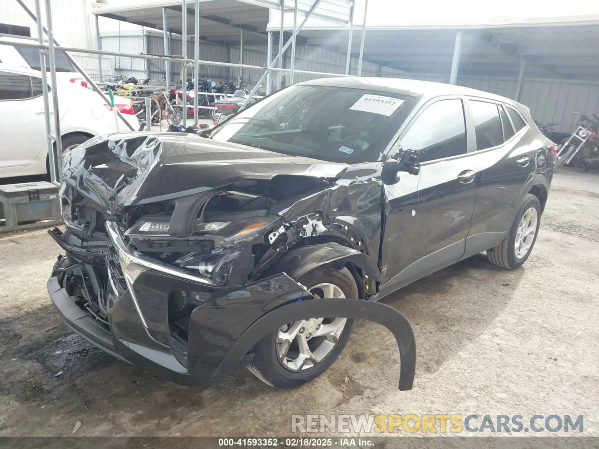 2 Photograph of a damaged car KL77LFEP7SC046843 CHEVROLET TRAX 2025