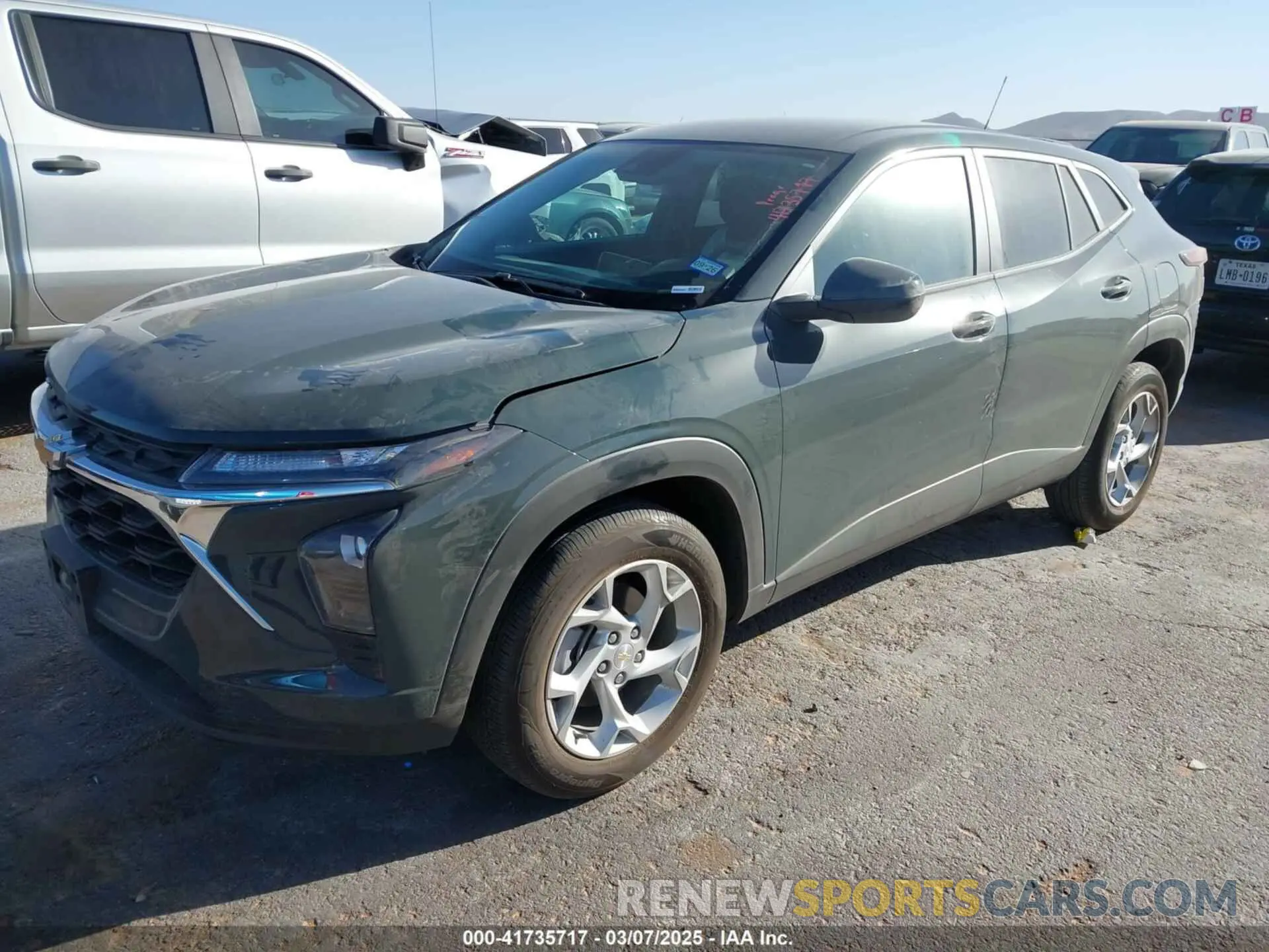 2 Photograph of a damaged car KL77LFEP8SC066146 CHEVROLET TRAX 2025