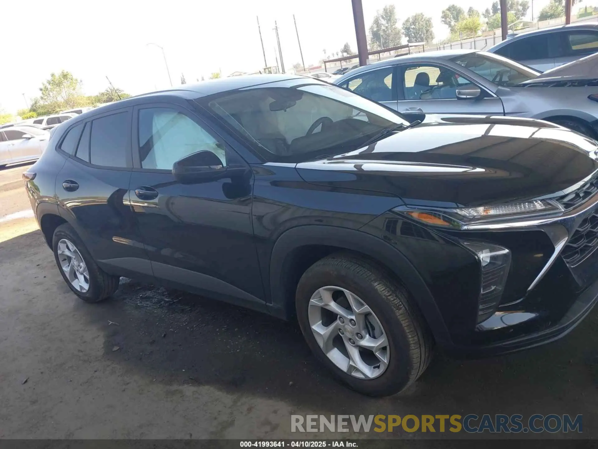13 Фотография поврежденного автомобиля KL77LFEP8SC083660 CHEVROLET TRAX 2025