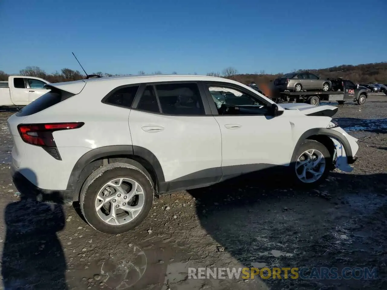 3 Фотография поврежденного автомобиля KL77LFEP9SC045001 CHEVROLET TRAX 2025