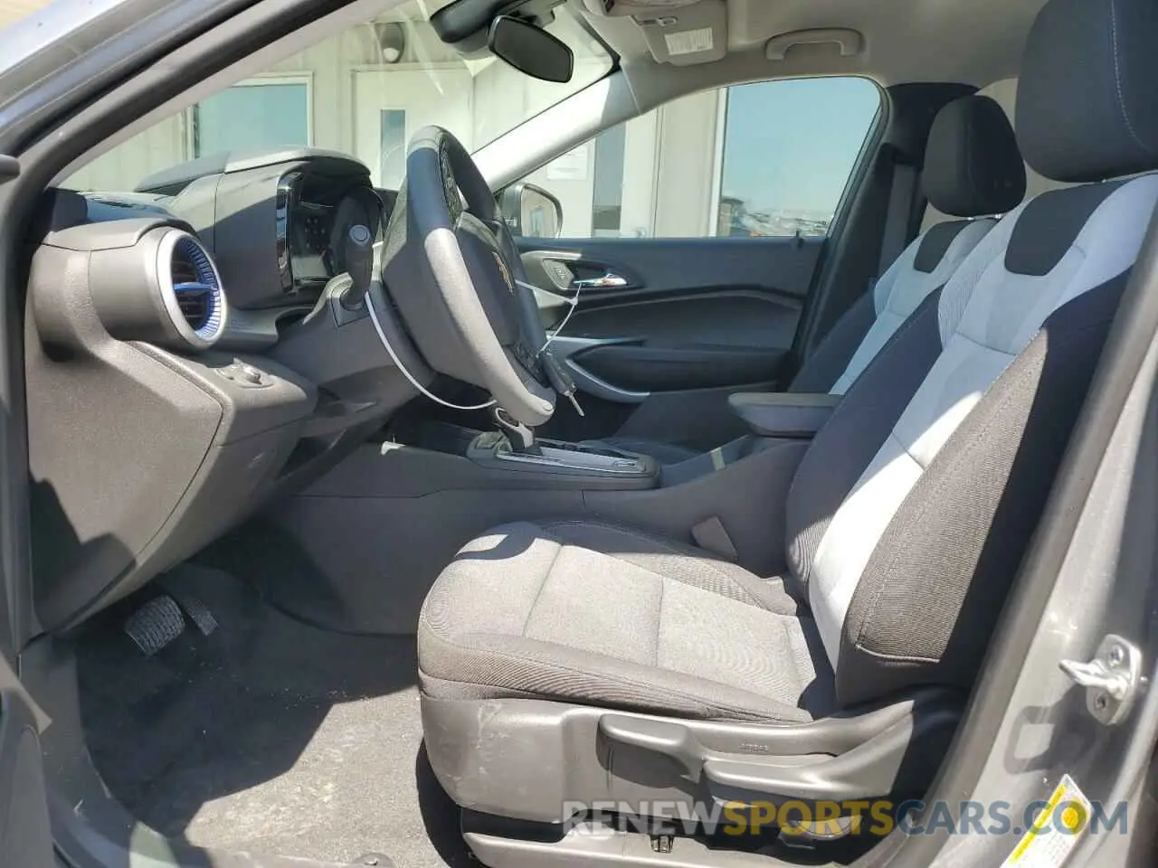 7 Photograph of a damaged car KL77LFEP9SC062316 CHEVROLET TRAX 2025