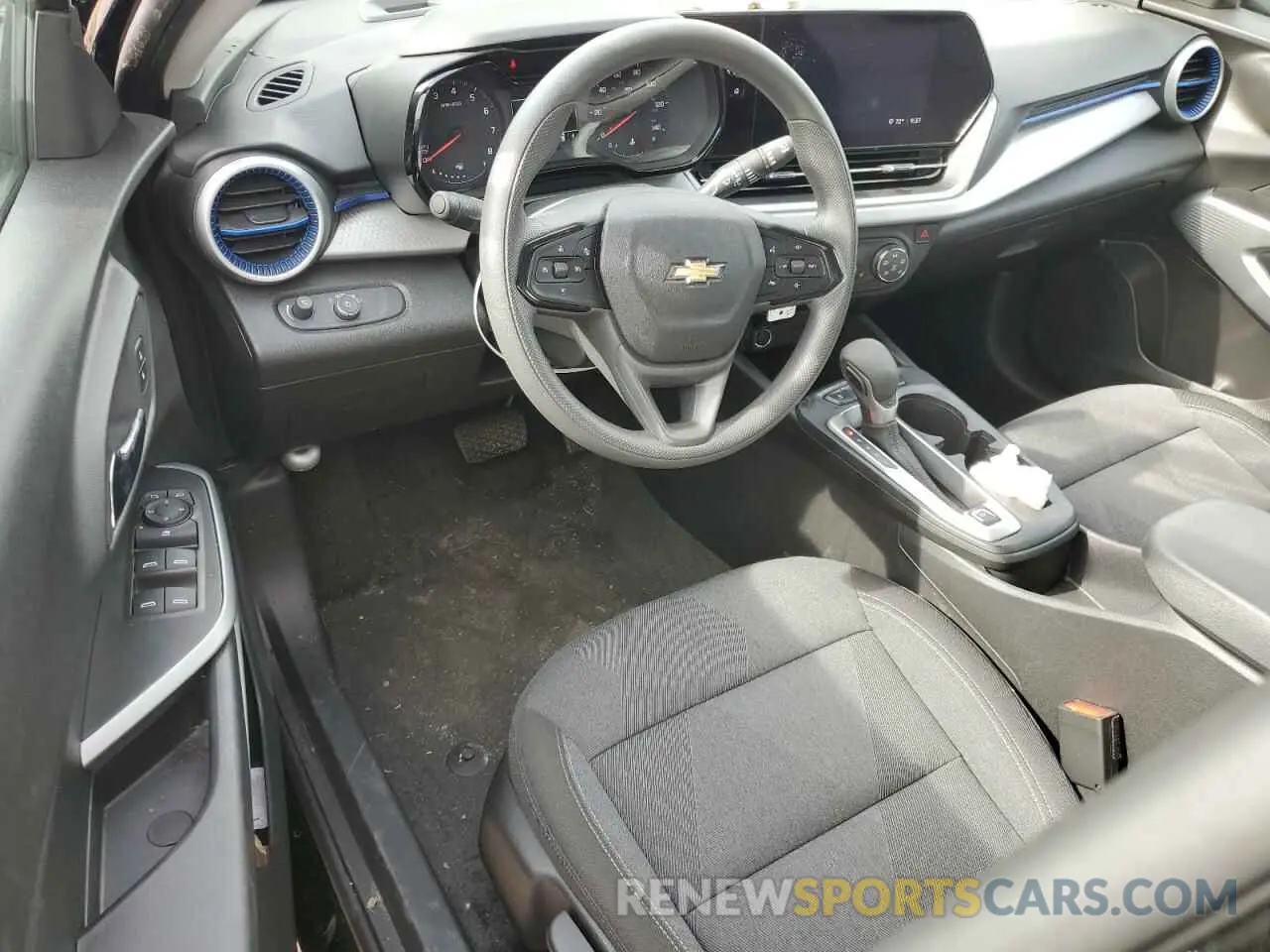 8 Фотография поврежденного автомобиля KL77LFEP9SC122045 CHEVROLET TRAX 2025