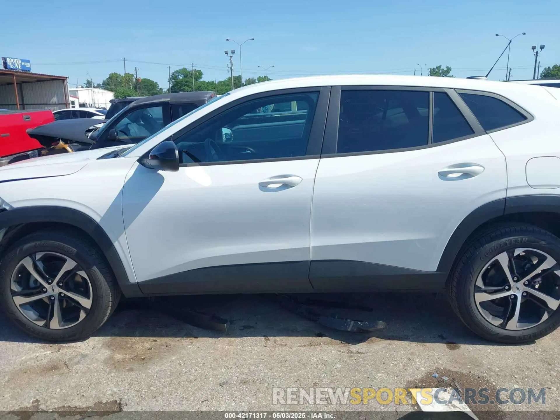 14 Photograph of a damaged car KL77LGEP0SC166859 CHEVROLET TRAX 2025