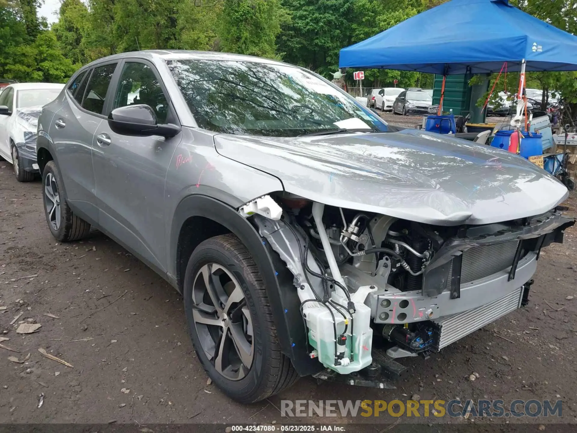 1 Photograph of a damaged car KL77LGEP1SC127424 CHEVROLET TRAX 2025