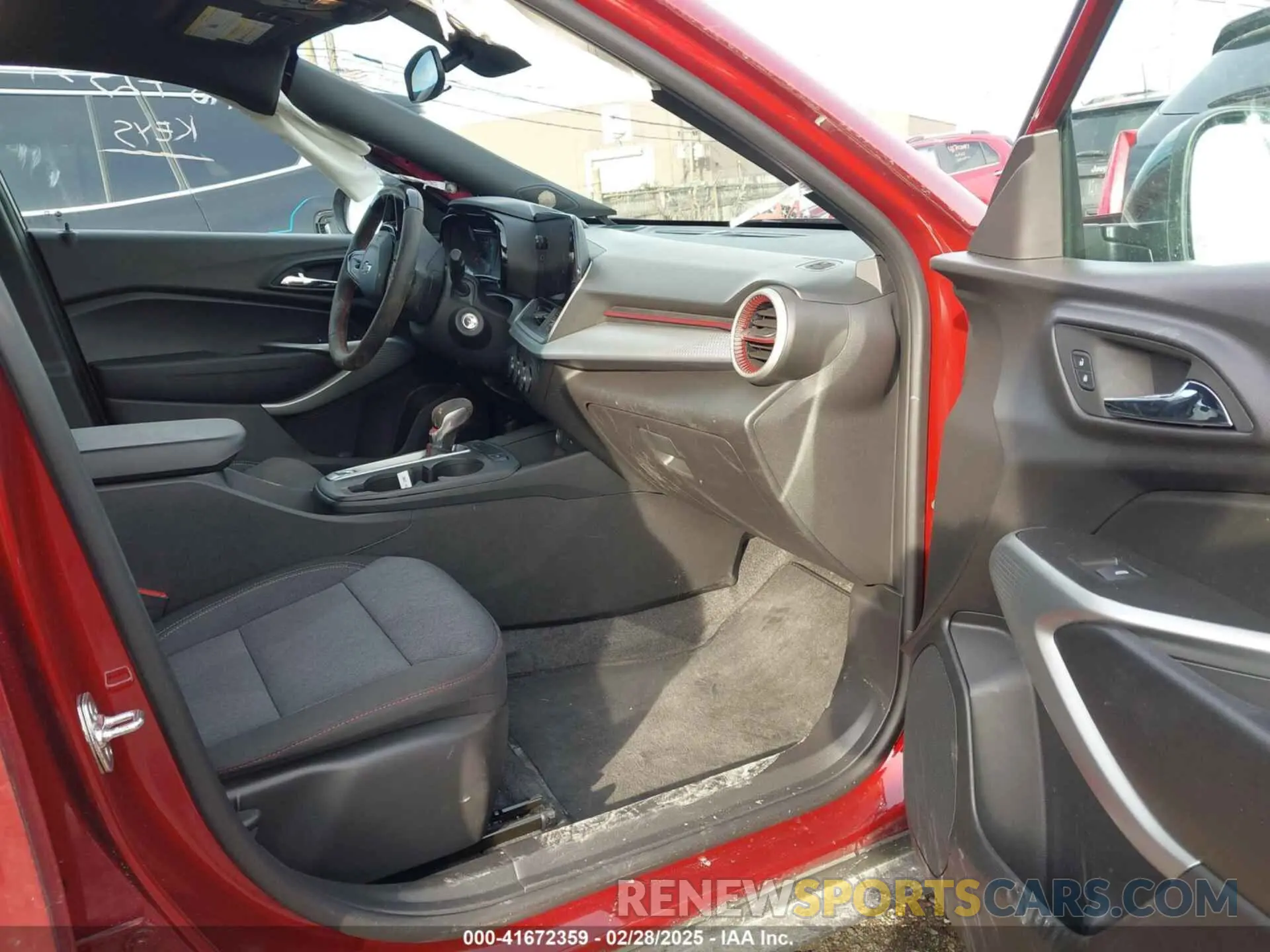 5 Фотография поврежденного автомобиля KL77LGEP5SC121741 CHEVROLET TRAX 2025